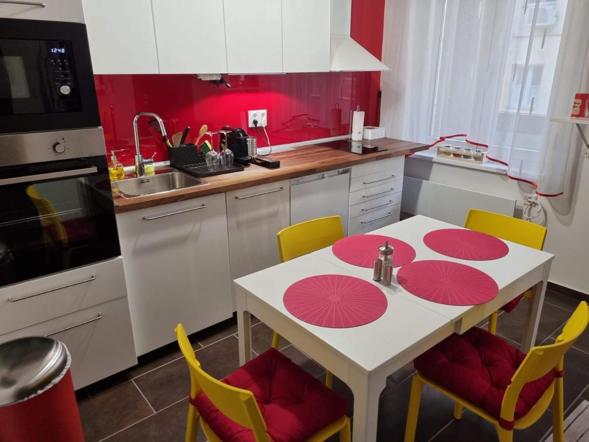 塞格德Flora Apartman公寓 外观 照片